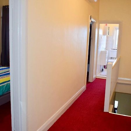 Comfortable 3 Bedroom Apartment In Trendy Haberfield Sidney Dış mekan fotoğraf