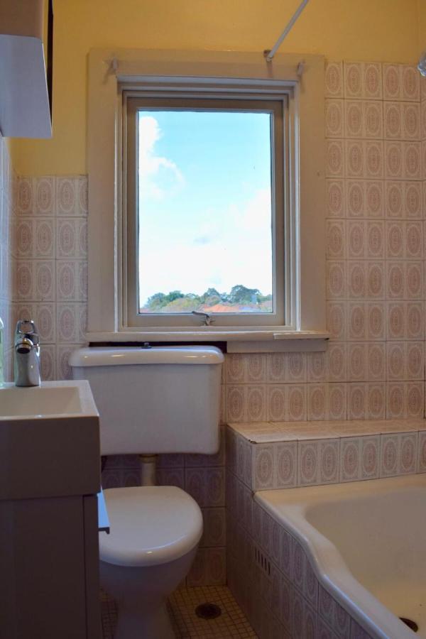 Comfortable 3 Bedroom Apartment In Trendy Haberfield Sidney Dış mekan fotoğraf