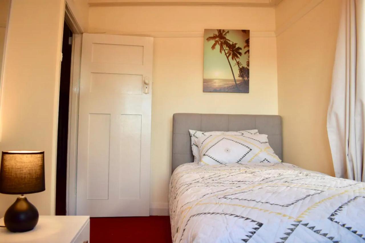 Comfortable 3 Bedroom Apartment In Trendy Haberfield Sidney Dış mekan fotoğraf